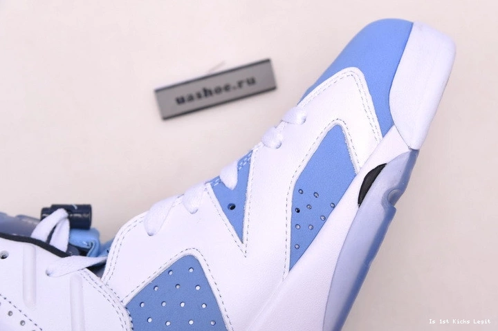 UNC Air 6 CT8529-410 Jordan 1231